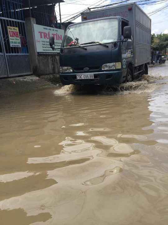 Nha[-]Trang[-]ngập[-]nước[-]giữa[-]mùa[-]nắng